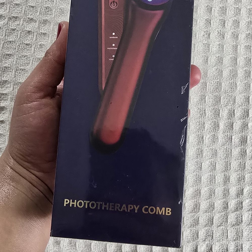 Red Phototherapy Comb - Picture 2 of 3